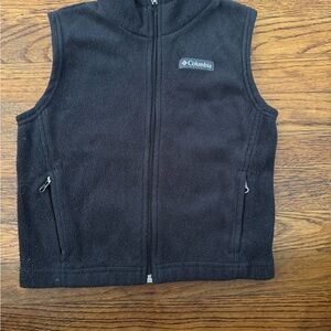 Columbia Kids Black Fleece Vest with Zipper Pockets 4/5
